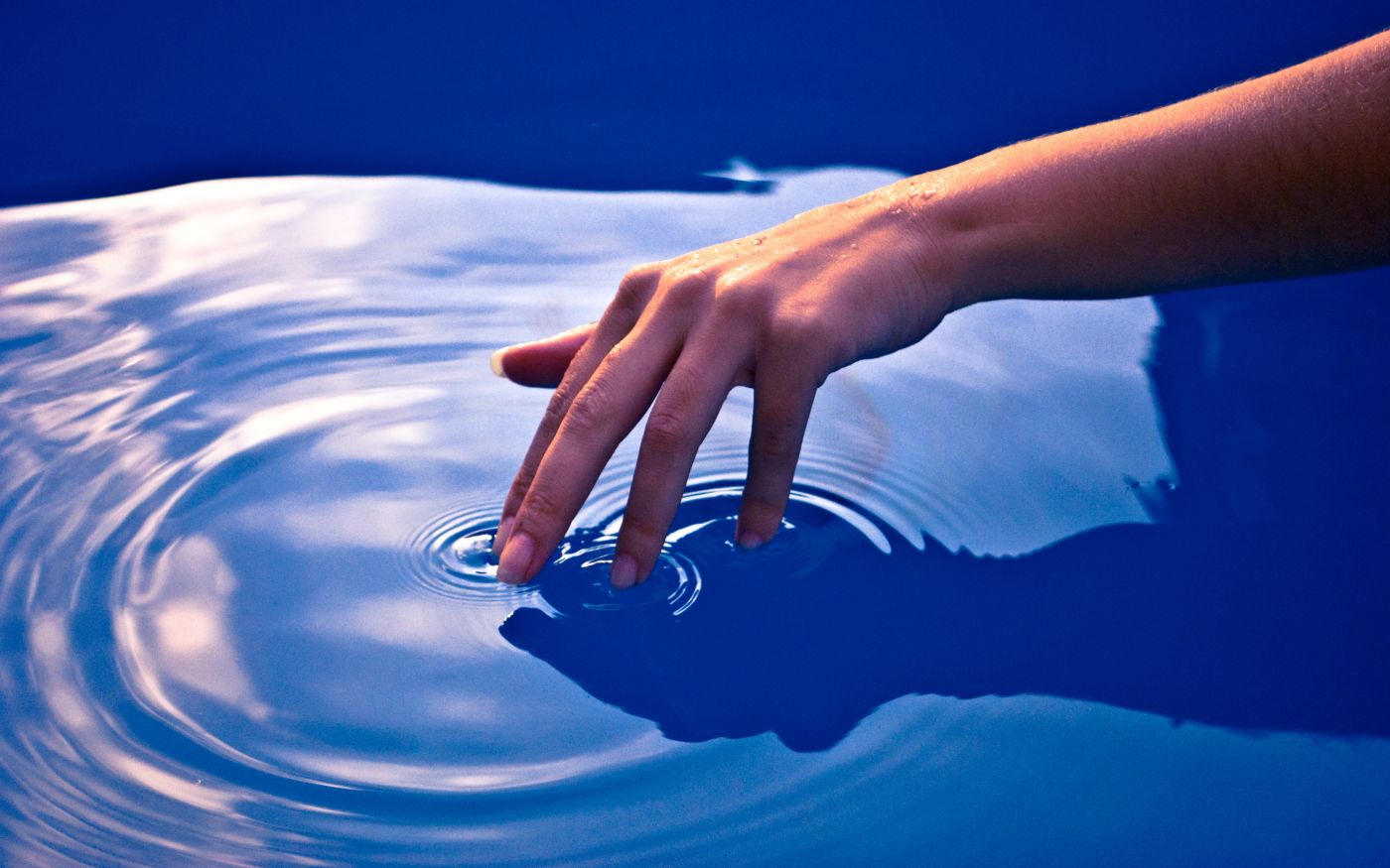 水の波紋：無料の写真素材