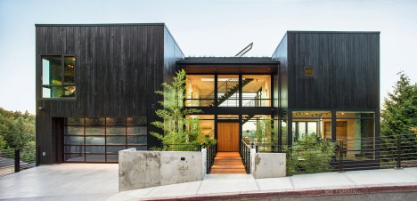 波特兰音乐世家的家-是一座带隔音排练空间的家,嵌套在一个陡峭的地段,是个不错的建筑---酷图编号8