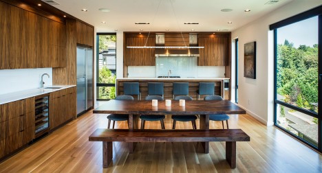 波特兰音乐世家的家-是一座带隔音排练空间的家,嵌套在一个陡峭的地段,是个不错的建筑---酷图编号5