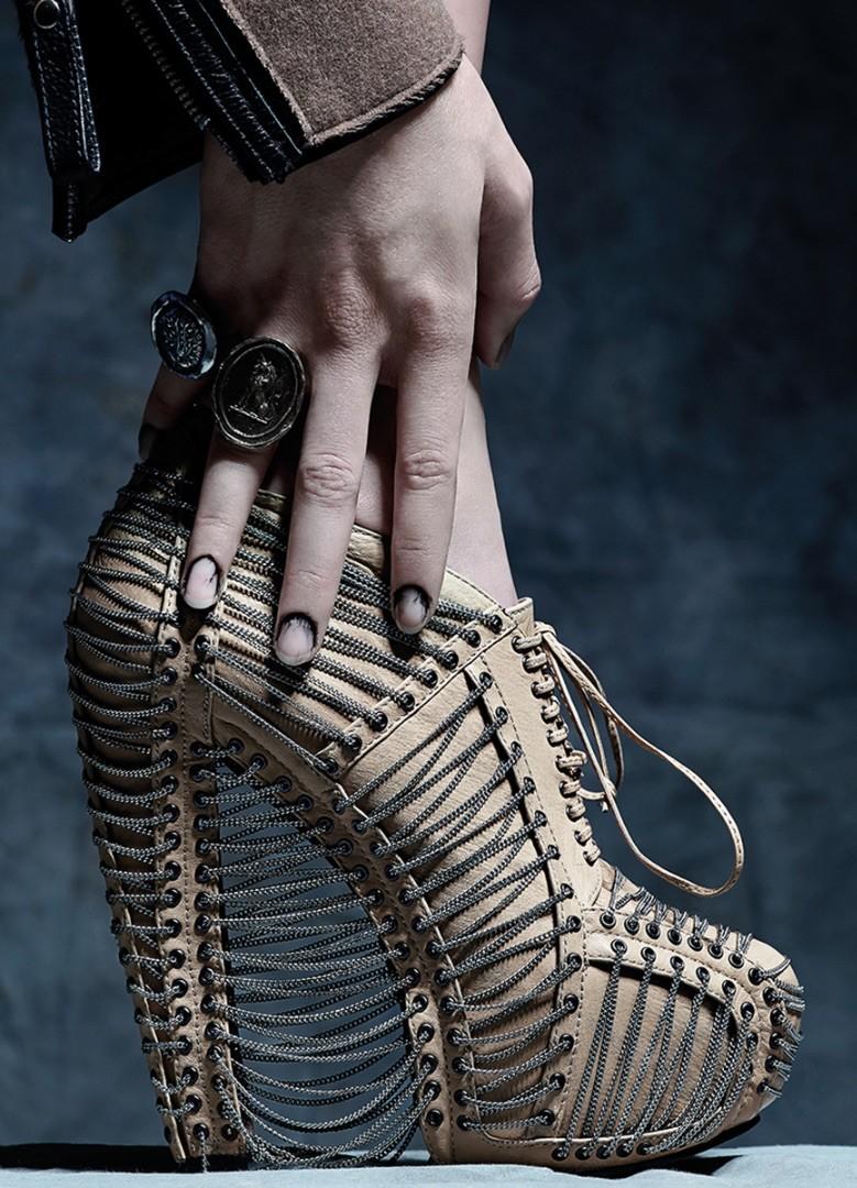 “战士女神”艾尔莎-S杂志2016年9月---酷图编号8