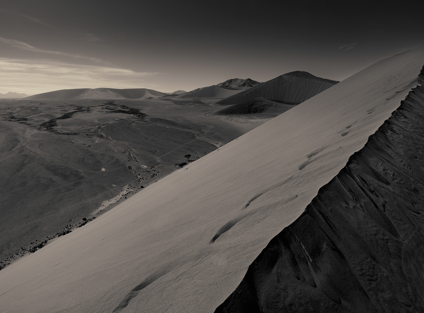 MONOCHROMATIC NAMIBIA-纳米比亚的“色彩”---酷图编号1