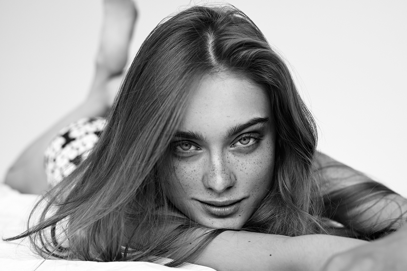 Ola for B-Authentique-黑白雀斑女郎---酷图编号4