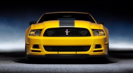 高清晰黄黑搭配的mustang 4野马第四代汽车壁纸