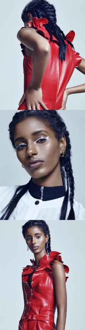 LOFFICIEL新加坡十二月-现代时尚的古代精神时装秀