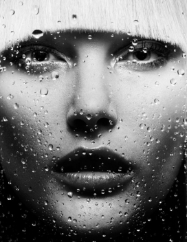 万人迷凯瑟琳・麦克尼尔-Models杂志2016年1月-迷信的外观风格