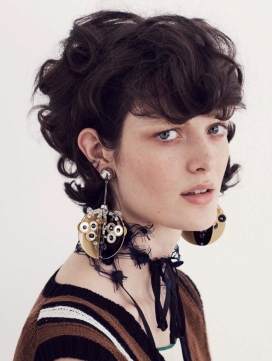 萨姆・罗林森-未来派的自然-21世纪超现代丰富的中性风格