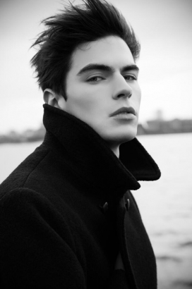 Max-黑色“王子”