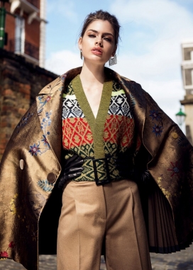 LOFFICIEL乌克兰2016年10月-季节性的豪华时装秀