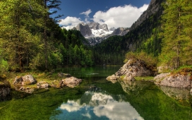 凹下去的国家公园草甸河