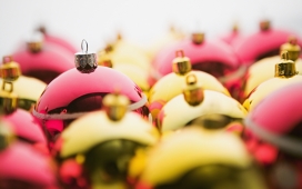 高清晰红黄圣诞绣球壁纸