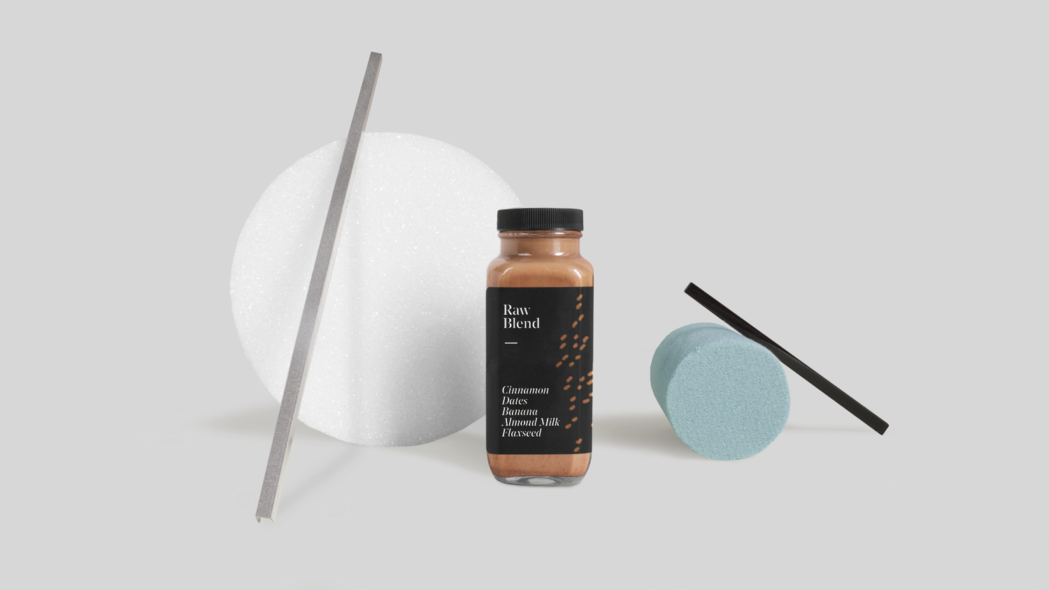 混合有机果汁的包装设计-非常方便随身携带,丰富多彩的抽象绘画,每个瓶子的设计反映了给人一种俏皮而充满活力的外观,黑白精致的外观传达奢华和质量,---酷图编号1172052