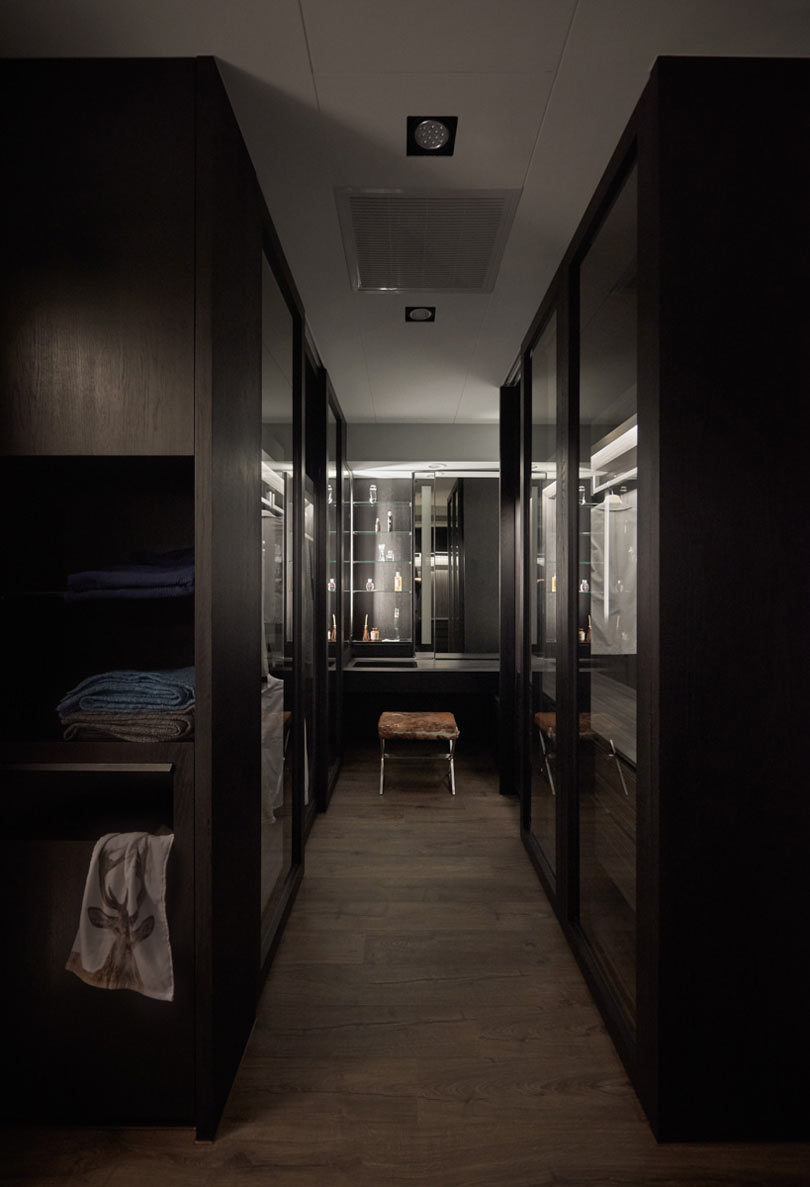 一个顽皮现代家庭的公寓生活方式-位于中国台湾,里面住着一对年轻的已婚夫妇与2个孩子,为了寻找生活之间的平衡,他妈聘请HAO设计创造内部,以反映他们的乐趣精神,使它成为一个多彩的地方,让他们的两个孩子玩和长大。---酷图编号18