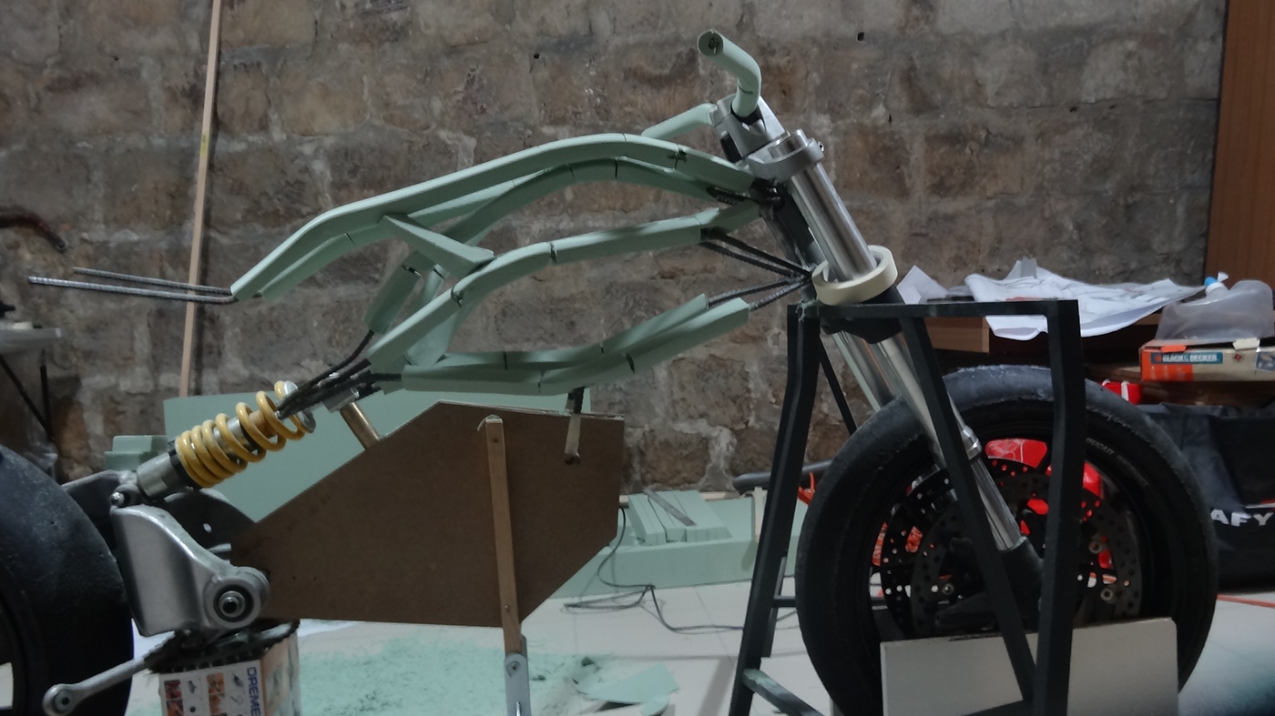 Ducati Nebia-杜卡迪没有“油箱”的摩托车设计---酷图编号1172823