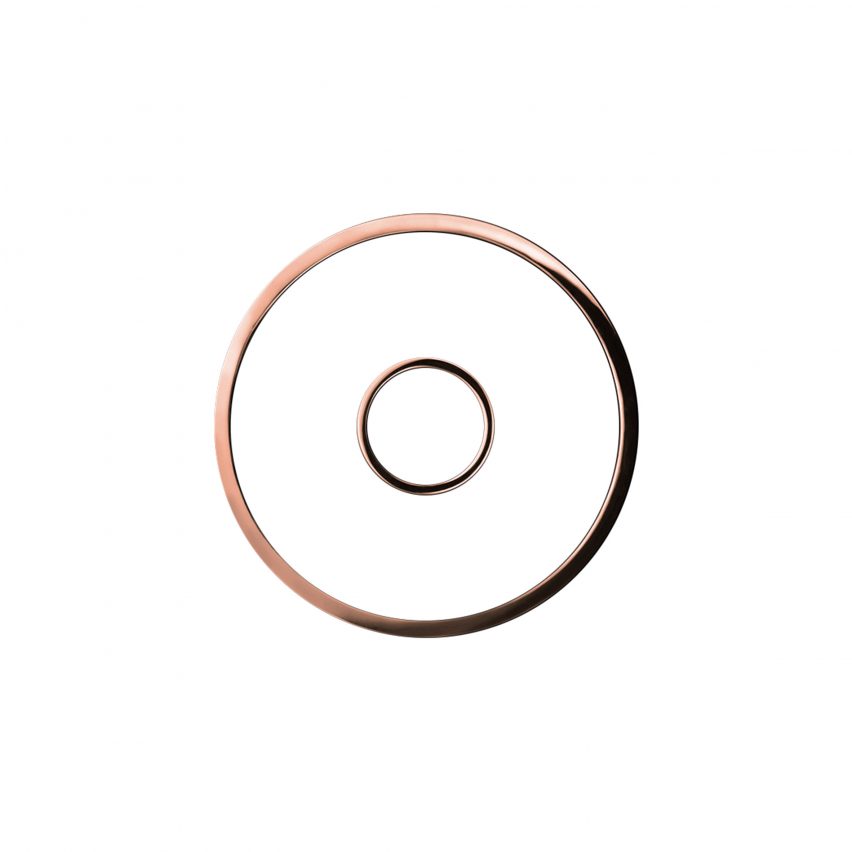 英国品牌推出的几何珠宝收藏-一系列的正方形和圆形形状的吊坠和手镯---酷图编号5