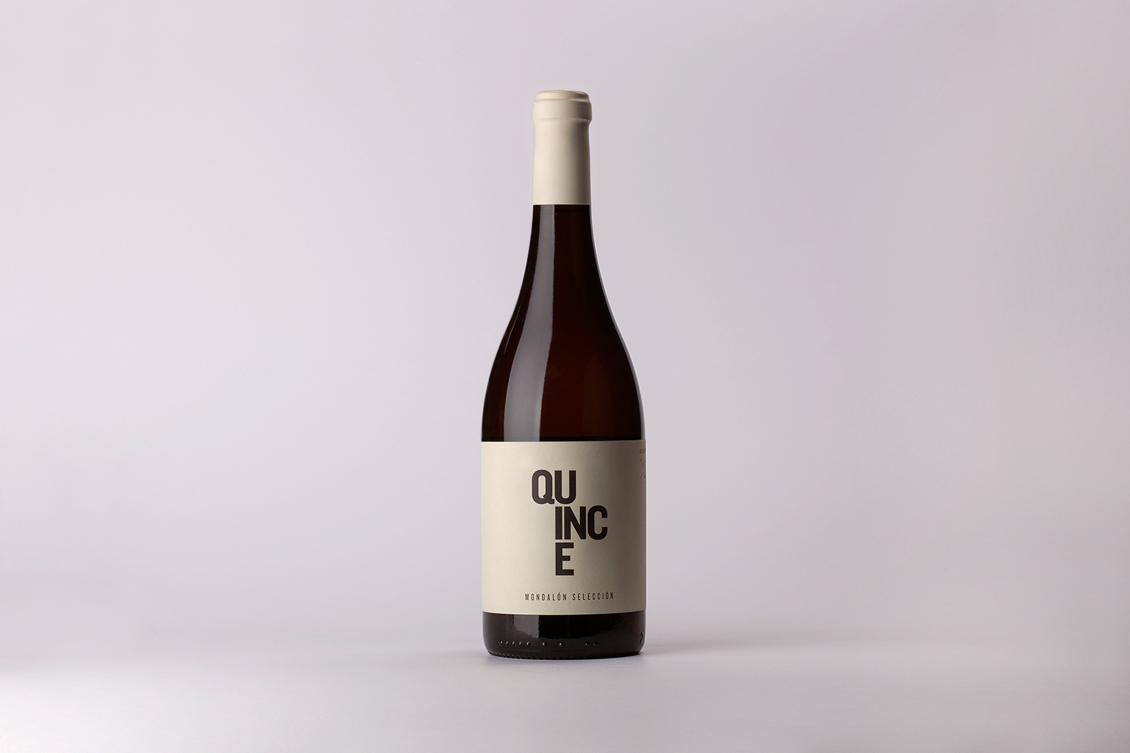 如此简单却又如此醒目的CATORCE葡萄酒---酷图编号1