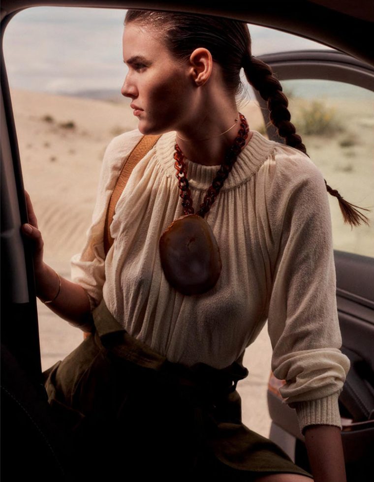 凡妮莎-Vogue西班牙-沙漠浪情---酷图编号2