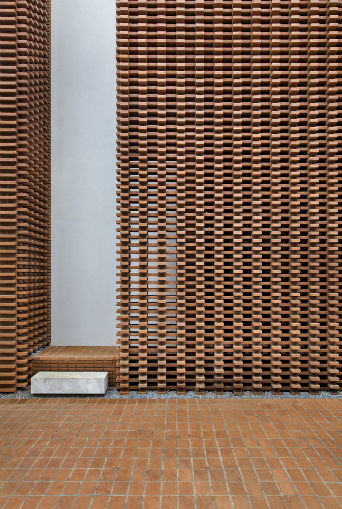 红砖块垒砌艺术建筑---酷图编号1184439