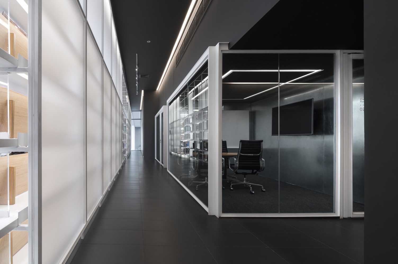 错综复杂的“线条”空间设计---酷图编号1184677