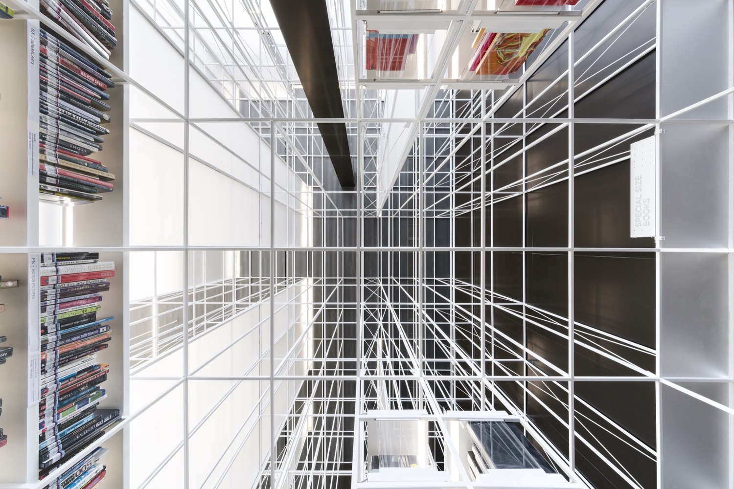 错综复杂的“线条”空间设计---酷图编号1184704