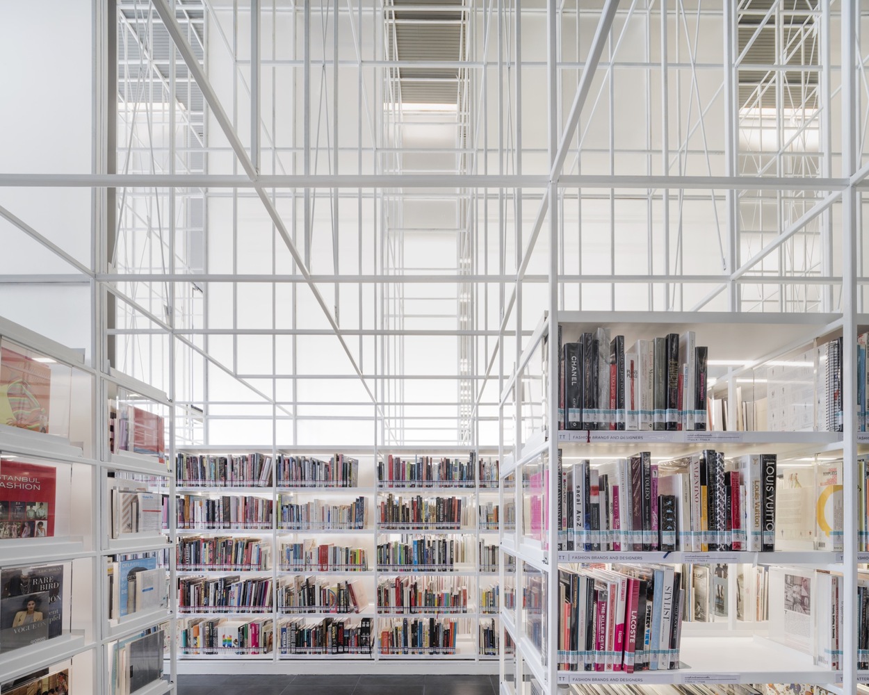 错综复杂的“线条”空间设计---酷图编号1184707