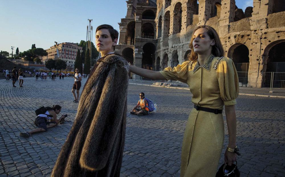 VOGUE时尚巴西2017年9月-一个充满活力的时装秀---酷图编号9