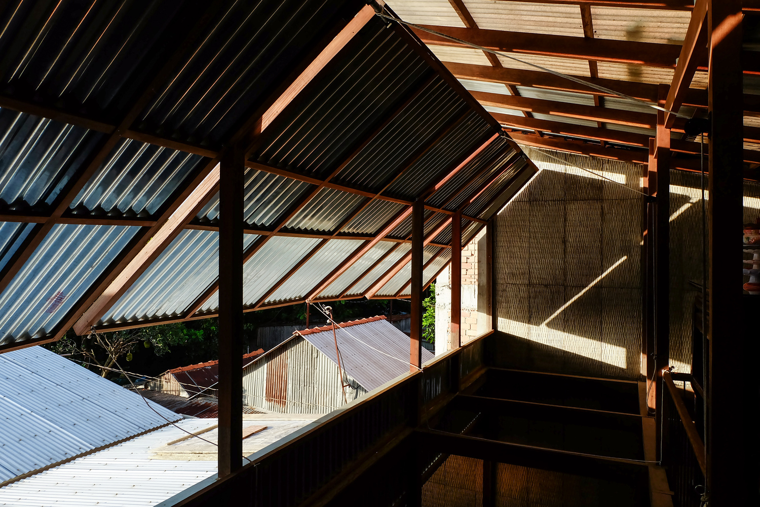 越南340平米的木质“村寨”别墅-浓浓的乡土气息---酷图编号1185532