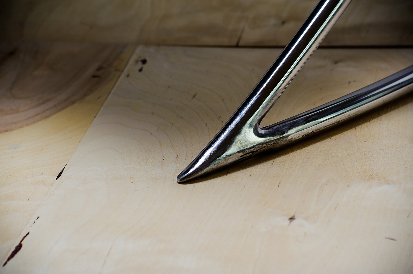 CROSSARC chair-圆弧椅子-有很多座位角度变化,他们可以很简单切换就像换手套一样---酷图编号13