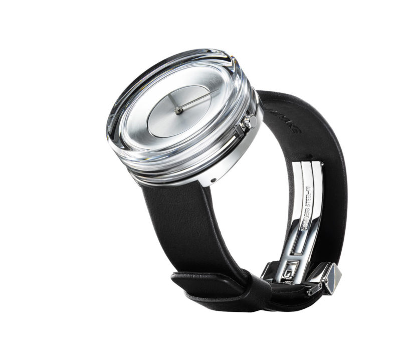 Tokujin Yoshioka吉冈德仁为三宅一生设计的玻璃手表---酷图编号1187807