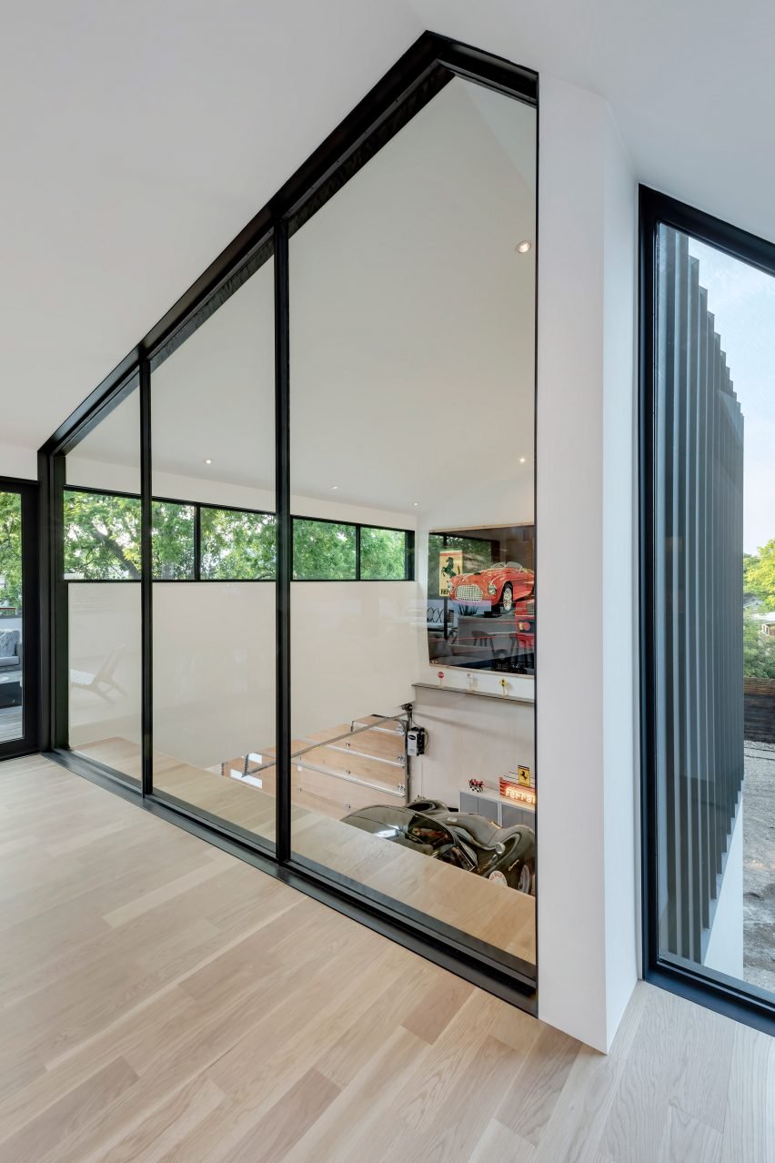 957平方米非对称停留老式汽车情人的奥斯汀玻璃屋---酷图编号1188311