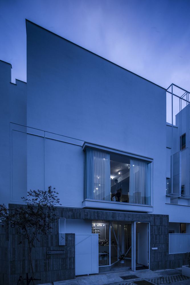 街景蓝白光影画布-舞者之家---酷图编号11