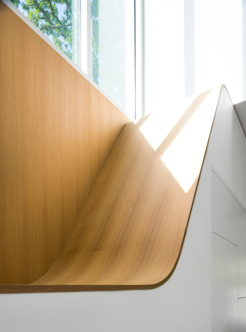 lazor叠块办公楼-一个现代的住宅---酷图编号1192639