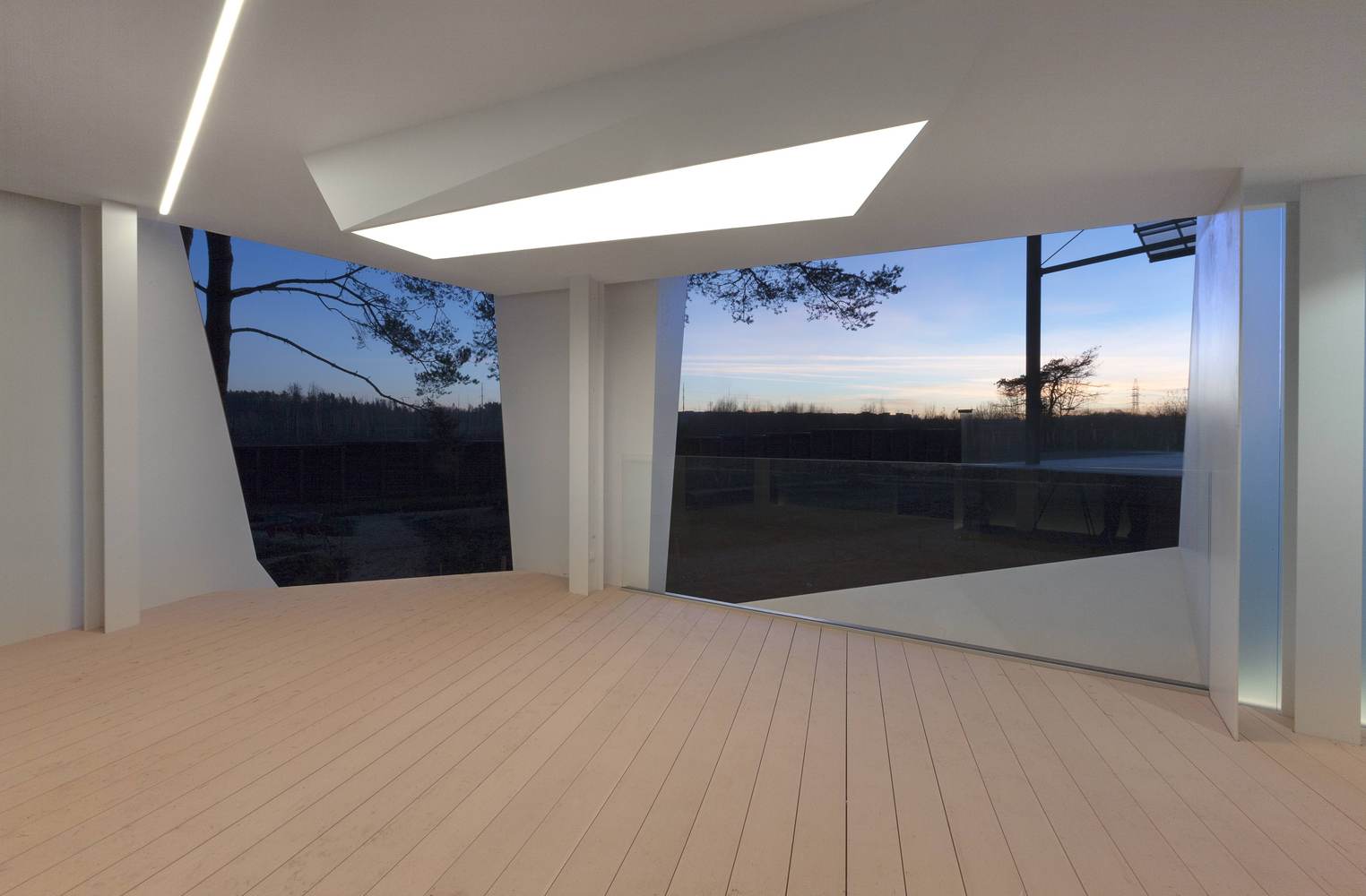 古树下的60平米白色仙台---酷图编号10