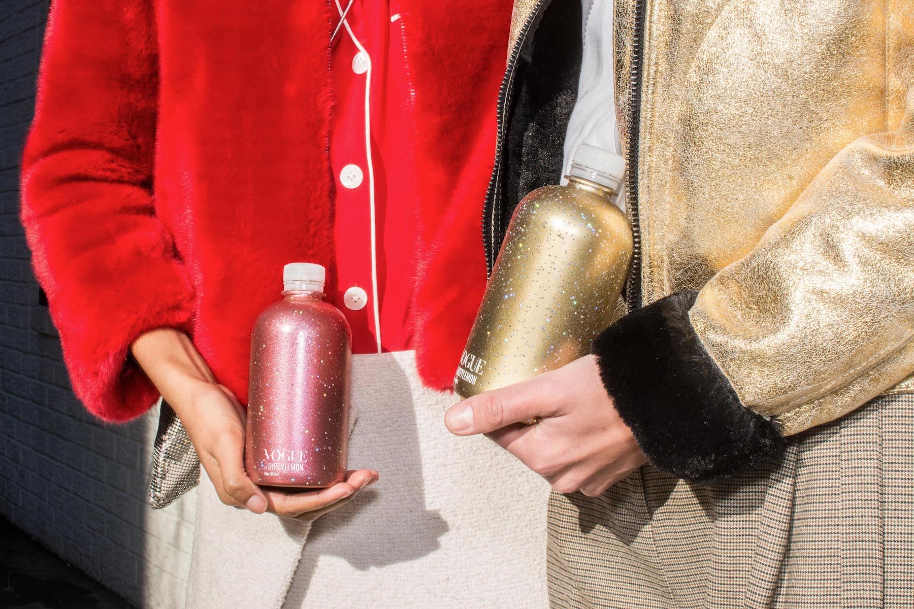 华丽“肮脏”闪闪发光的功能性柠檬饮料---酷图编号3