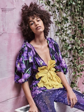 玫瑰人生-Vogue墨西哥-摩登女郎的浪漫