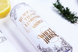 优雅的Wheelhouse罐头鸡尾酒-有华丽的刻字和定制的插图，带来传统而现代的感觉