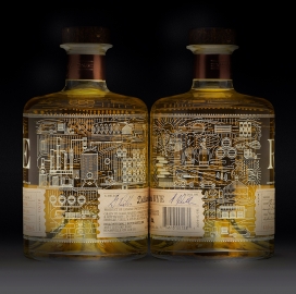 加拿大First Rye第一黑麦威士忌-精美的老式衬线印刷以及精美详细的丝网印刷插图背面瓶子
