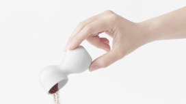 Nendo设计的酱油调料分配器与标志性的酱油瓶