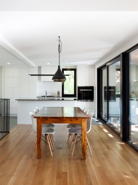 加拿大现代主义建筑