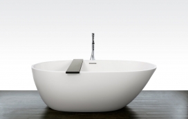 wetstyle手工制作的复合材料雕塑浴缸-从开始到结束，着重于现代中、原创设计