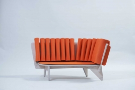 胶合板和泡沫做成的沙发椅子，这是既便宜又方便的材料-匈牙利艺术设计大学的学生作品