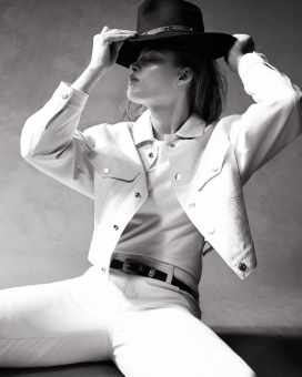 优雅的伊丽莎白-休闲风格-The Sunday Times杂志