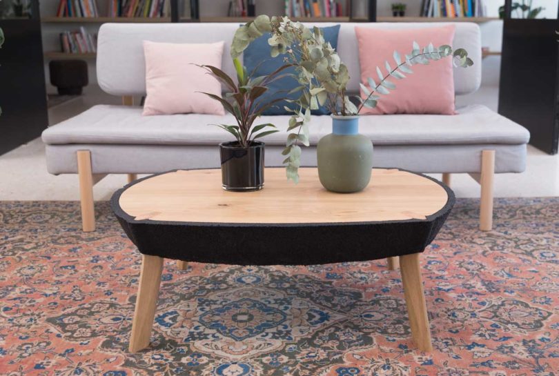 使用再生橡胶面包屑的Fikra桌子---酷图编号11