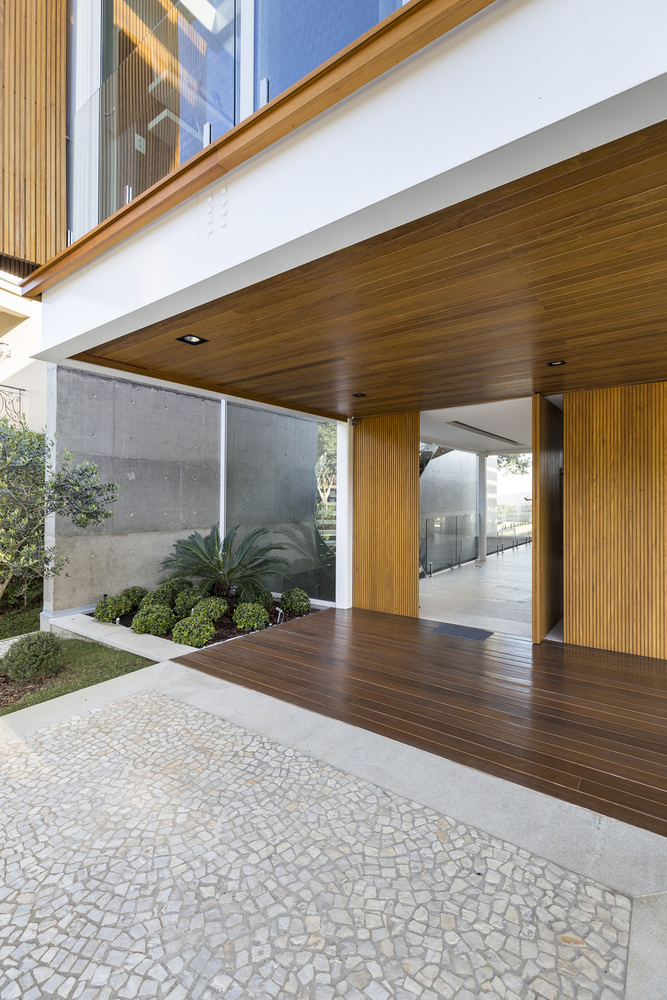 巴西木材与钢架混搭构建的阳光花园别墅---酷图编号38