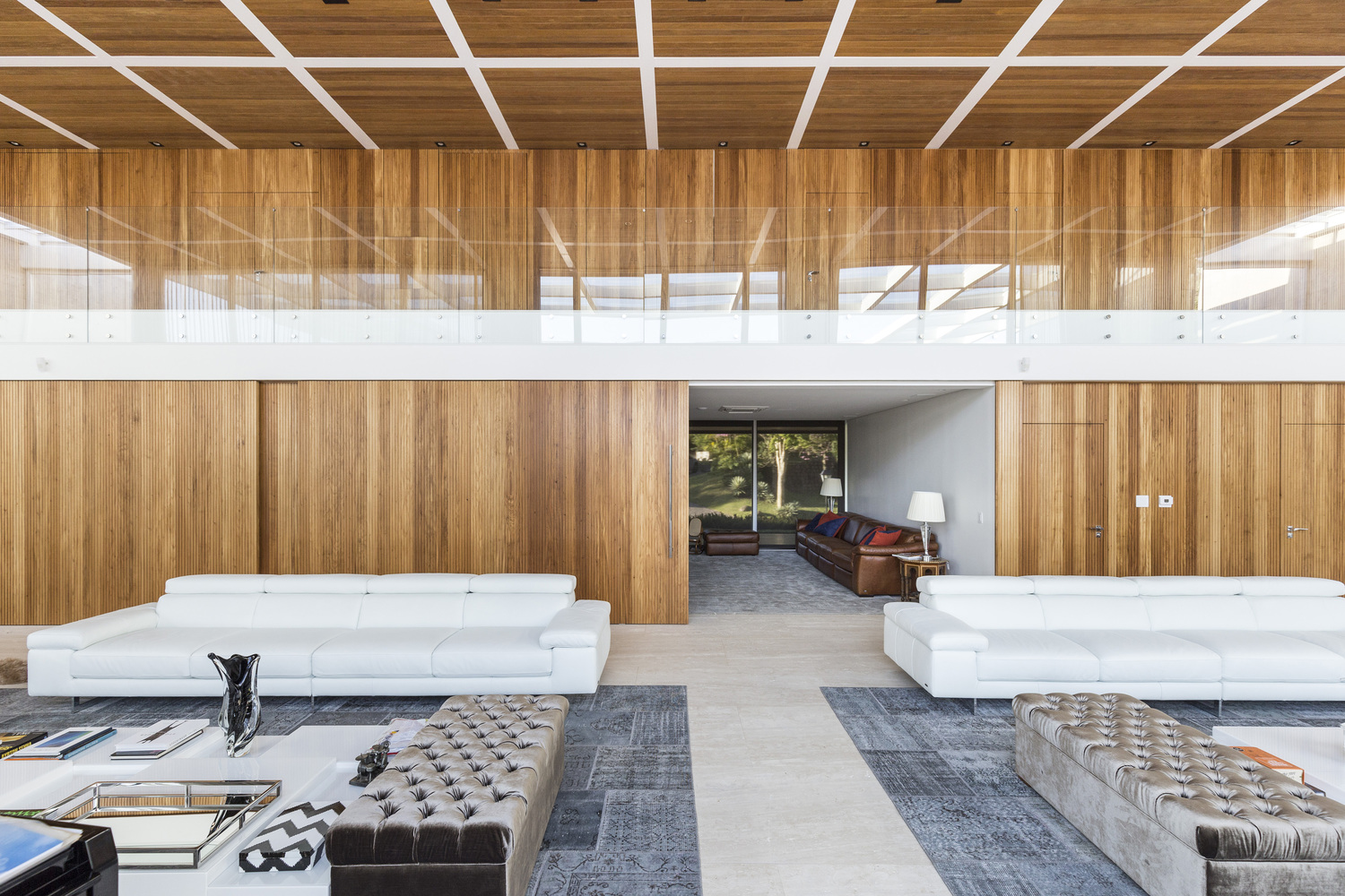 巴西木材与钢架混搭构建的阳光花园别墅---酷图编号36