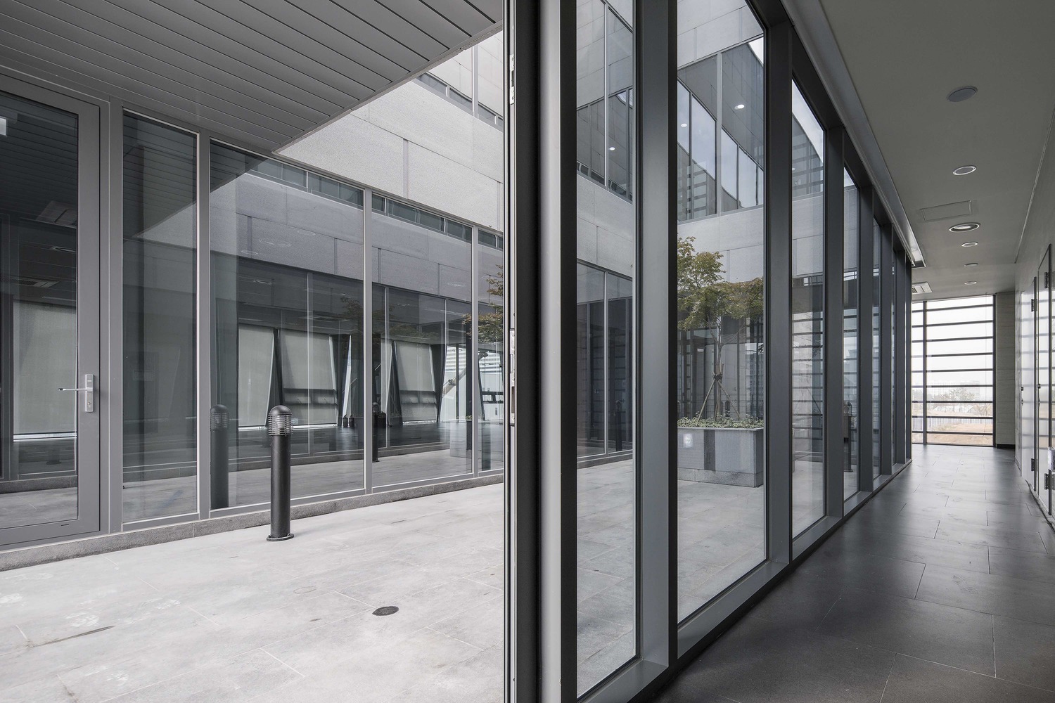 街角菱形拉花建筑---酷图编号5