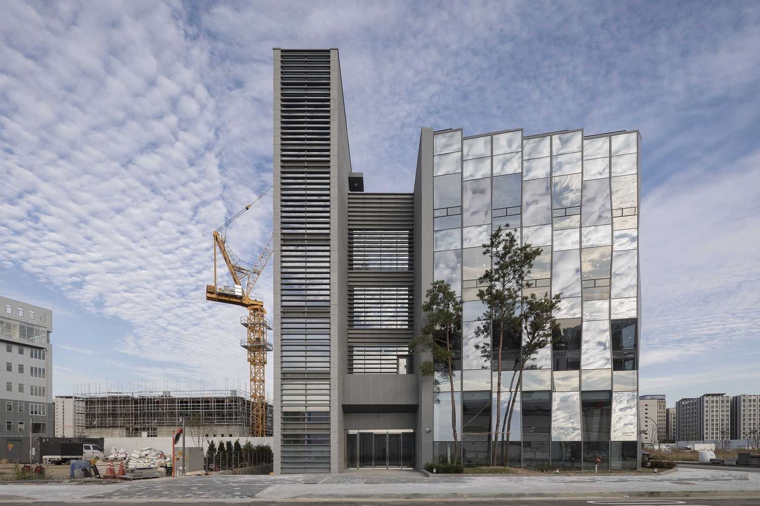 街角菱形拉花建筑---酷图编号2