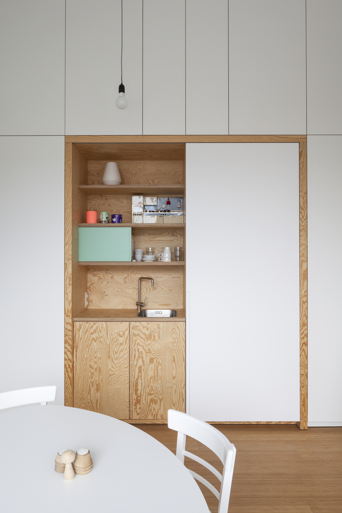 比利时77平米小镇牙医诊所---酷图编号1203784