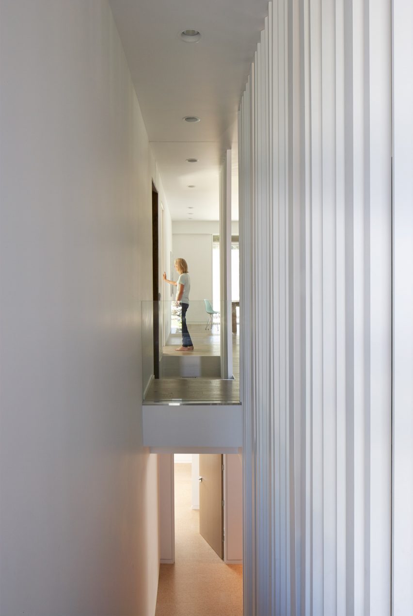 以其不寻常形状命名的温尼伯平行四边形住宅---酷图编号1204863