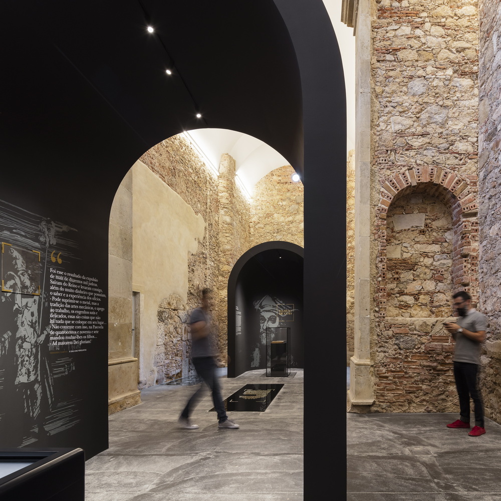 葡萄牙阿伦克尔德戈伊斯展览馆和审讯受难者纪念堂---酷图编号1205421