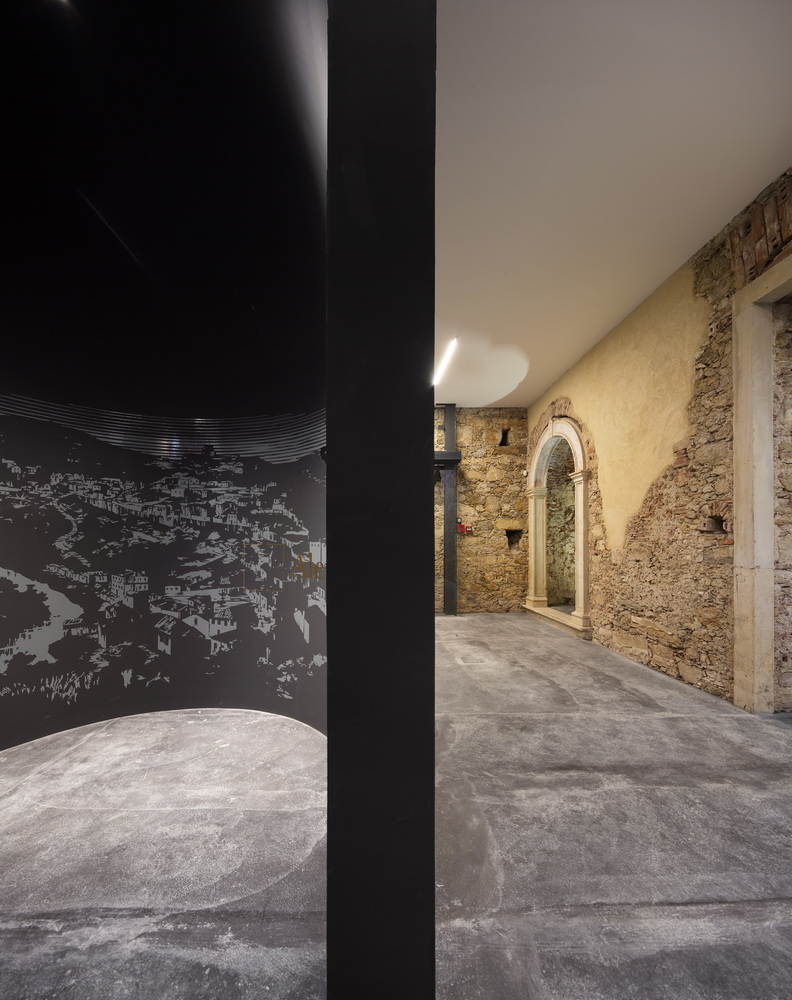 葡萄牙阿伦克尔德戈伊斯展览馆和审讯受难者纪念堂---酷图编号1205427